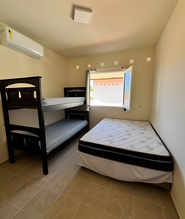 Casa Amarelinha 180m da praia