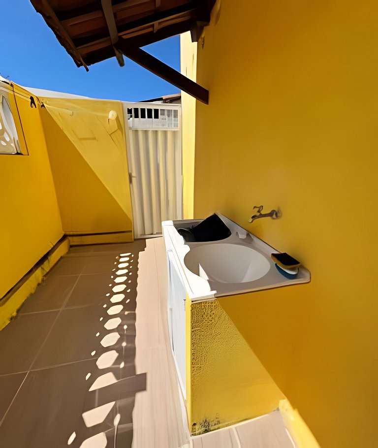 Casa Amarelinha 180m da praia