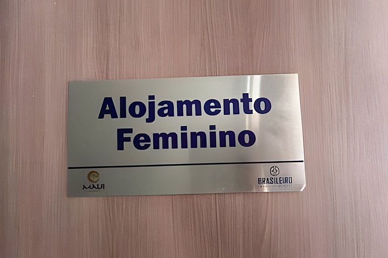 Flat Maui pé na areia Tamandare