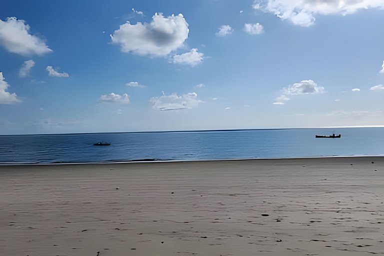 Flat Maui pé na areia Tamandare