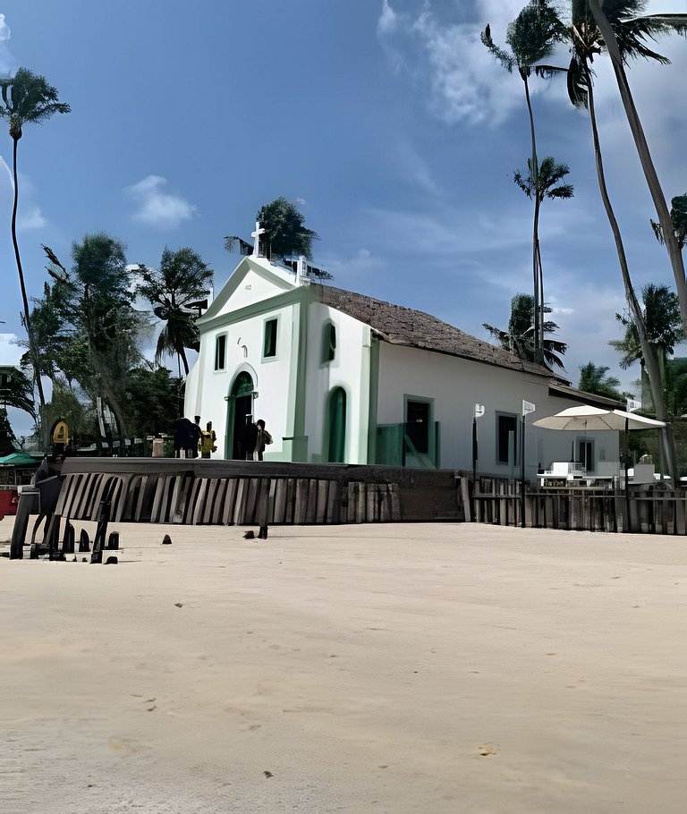 Bangalô na praia dos Carneiros com diarista